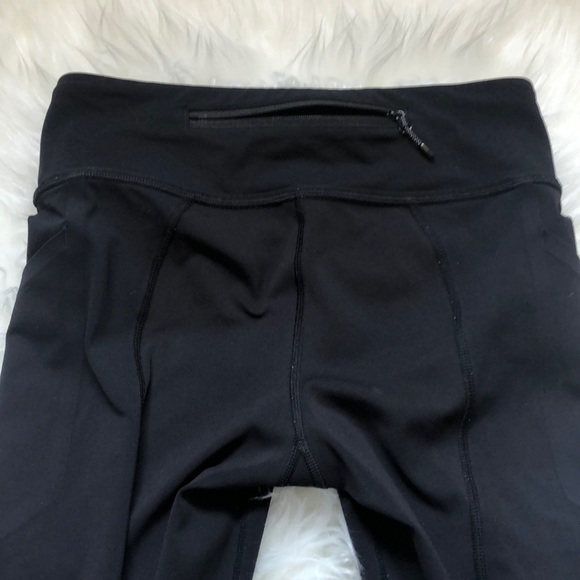 Lululemon x Soul Cycle Cropped Side Pocket Pants - Picture 5 of 7